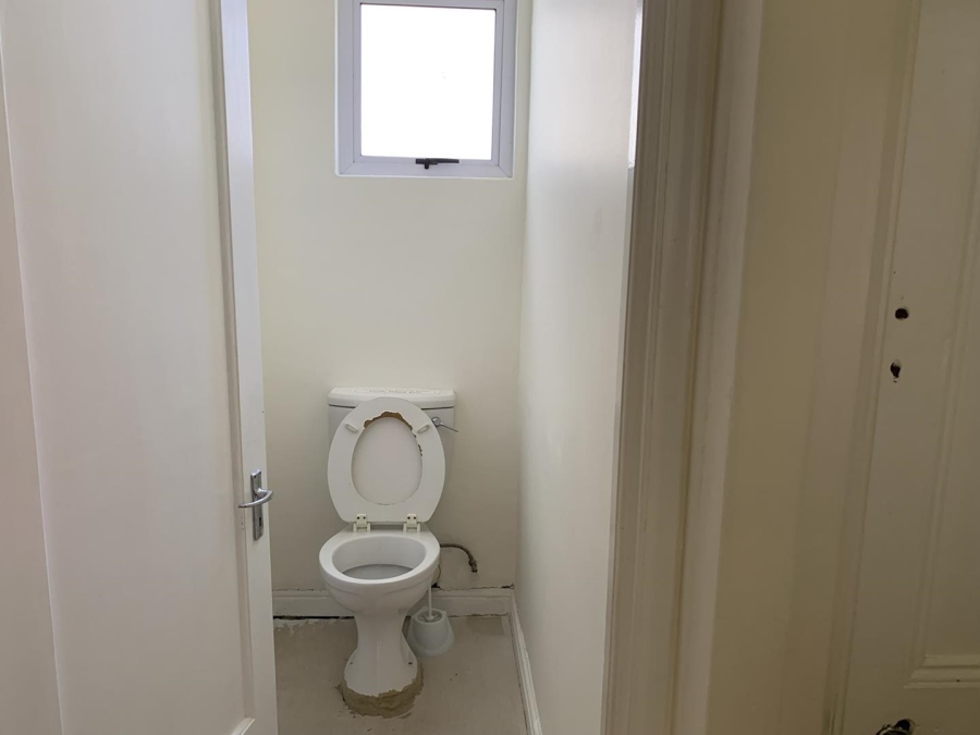 To Let Commercial Property for Rent in Rondebosch Western Cape